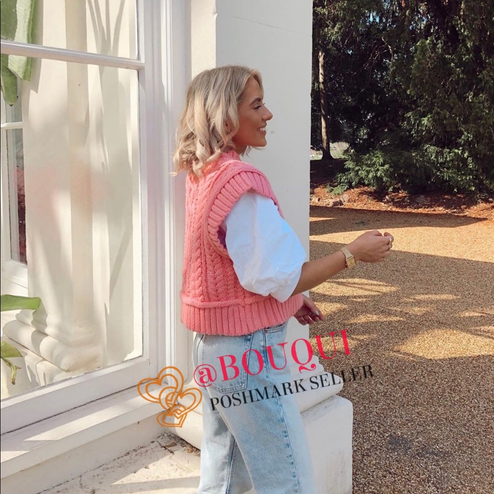 BLOGGERS FAV ZARA CABLE KNIT PINK VEST SWEATER - Picture 3 of 16